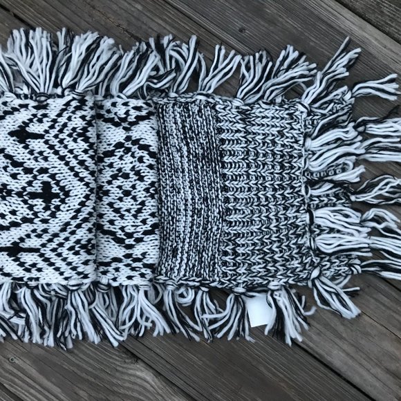 Bcbgeneration Women Scarf Black and white knit lon - Picture 11 of 14